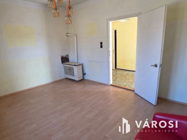 Katonaréten eladó családi ház